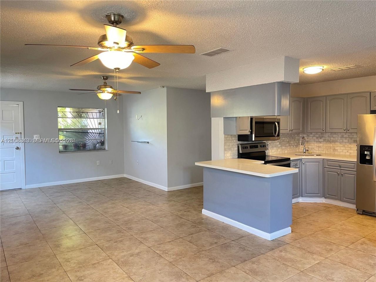 1074 NW 27th St, Miami, FL 33127 Photo