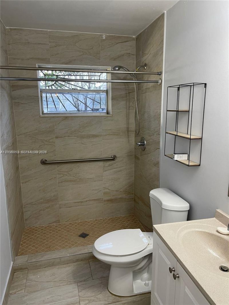 1074 NW 27th St, Miami, FL 33127 Photo