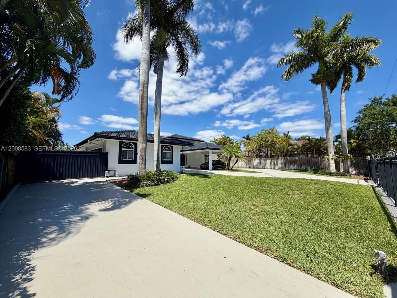 13431 SW 32nd St , Miami, FL 33175 Photo