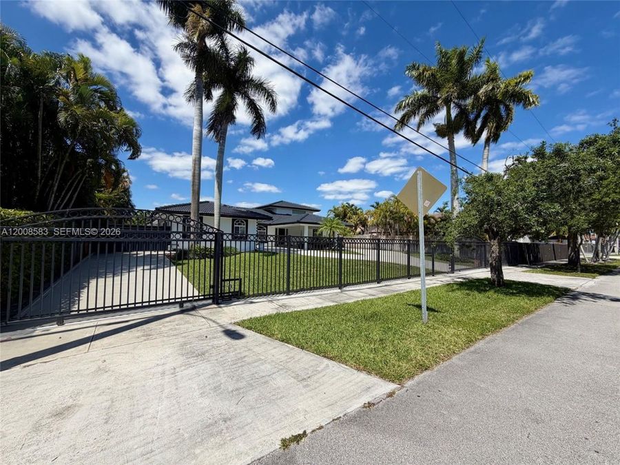 Property Image 76