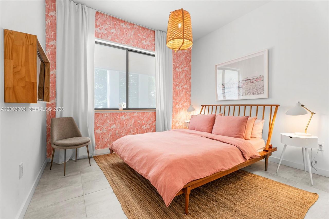 2955 Shipping Ave, Unit 2955, Miami, FL 33133 Photo