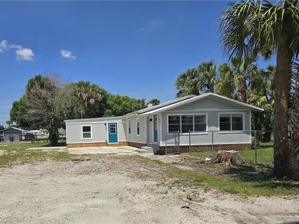 285 Avenue H NW, MOORE HAVEN, FL 33471