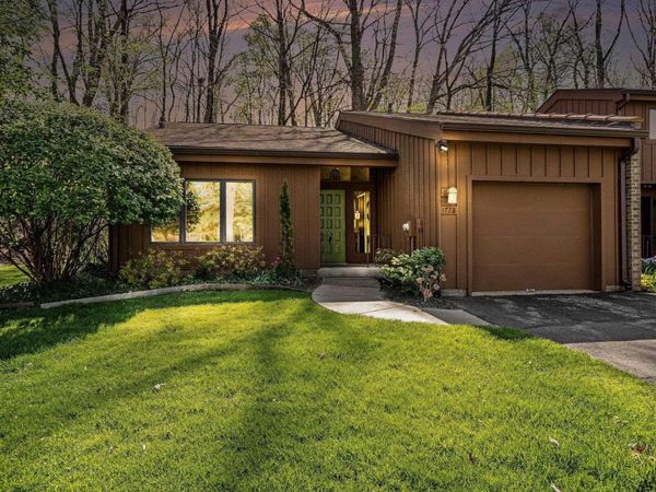 1728 W North Shore Drive, South Bend, IN 46617