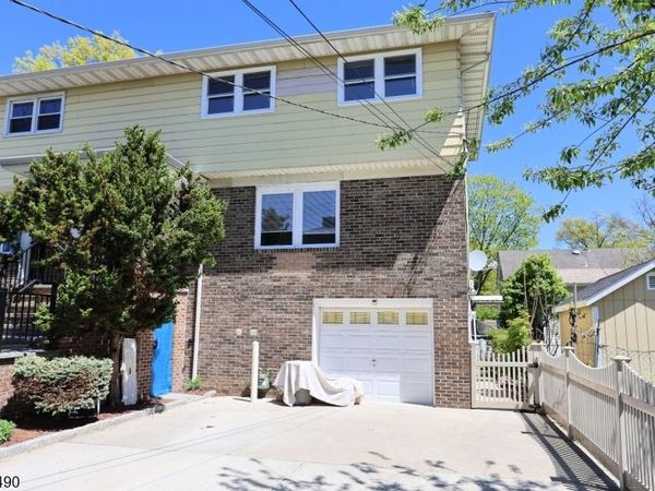210 Walnut St, Unit R, Garwood, NJ 07027