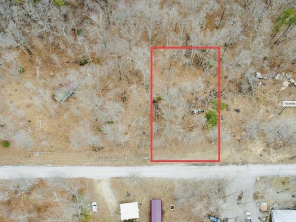 Diane Circle, Crossville, TN 38572