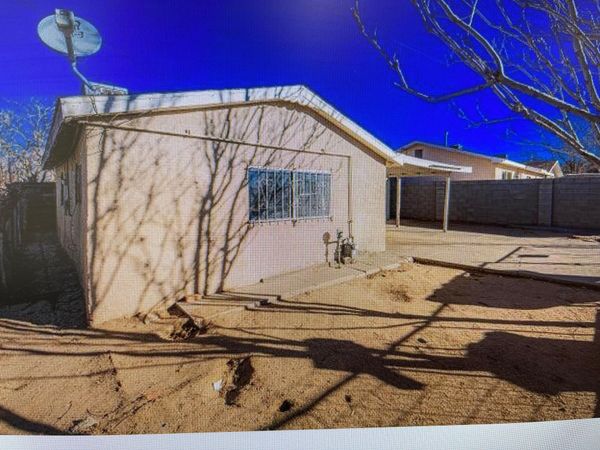 905 Ross Avenue SE, Albuquerque, NM 87102