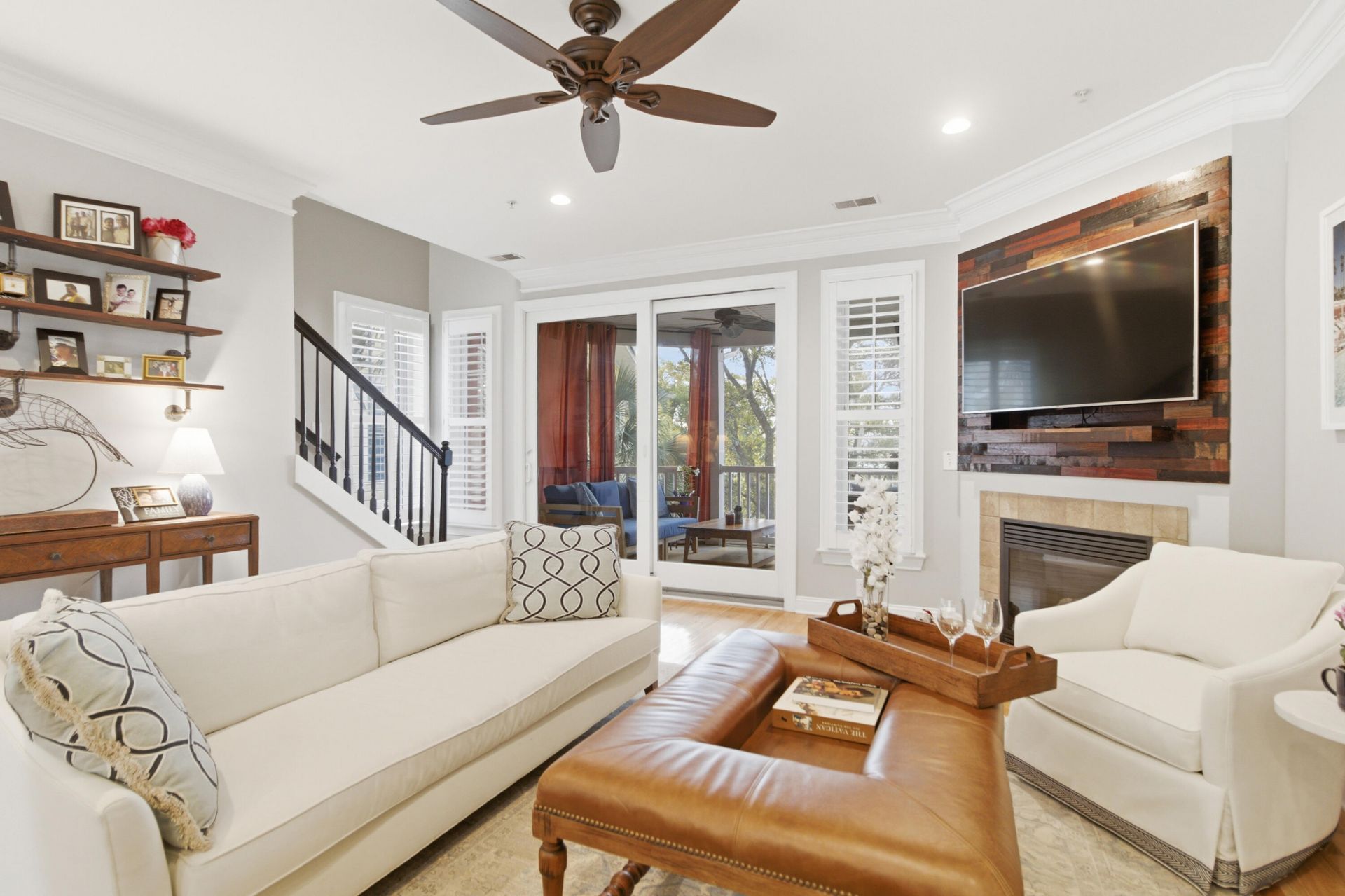 1611 Folly Creek Way Photo 13