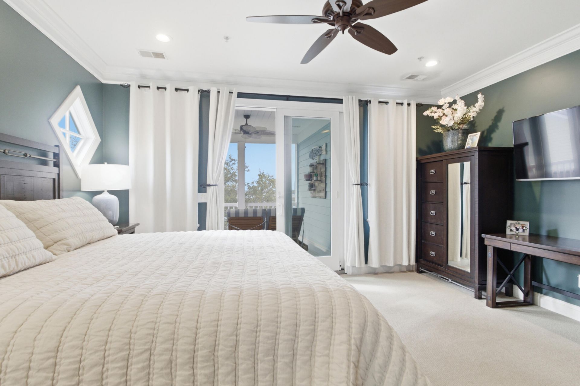 1611 Folly Creek Way Photo 31