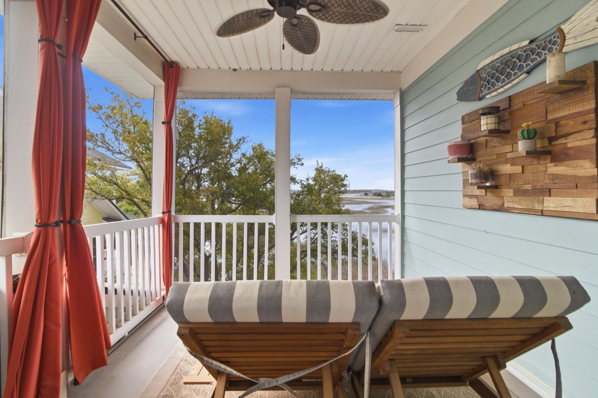 1611 Folly Creek Way Photo 33