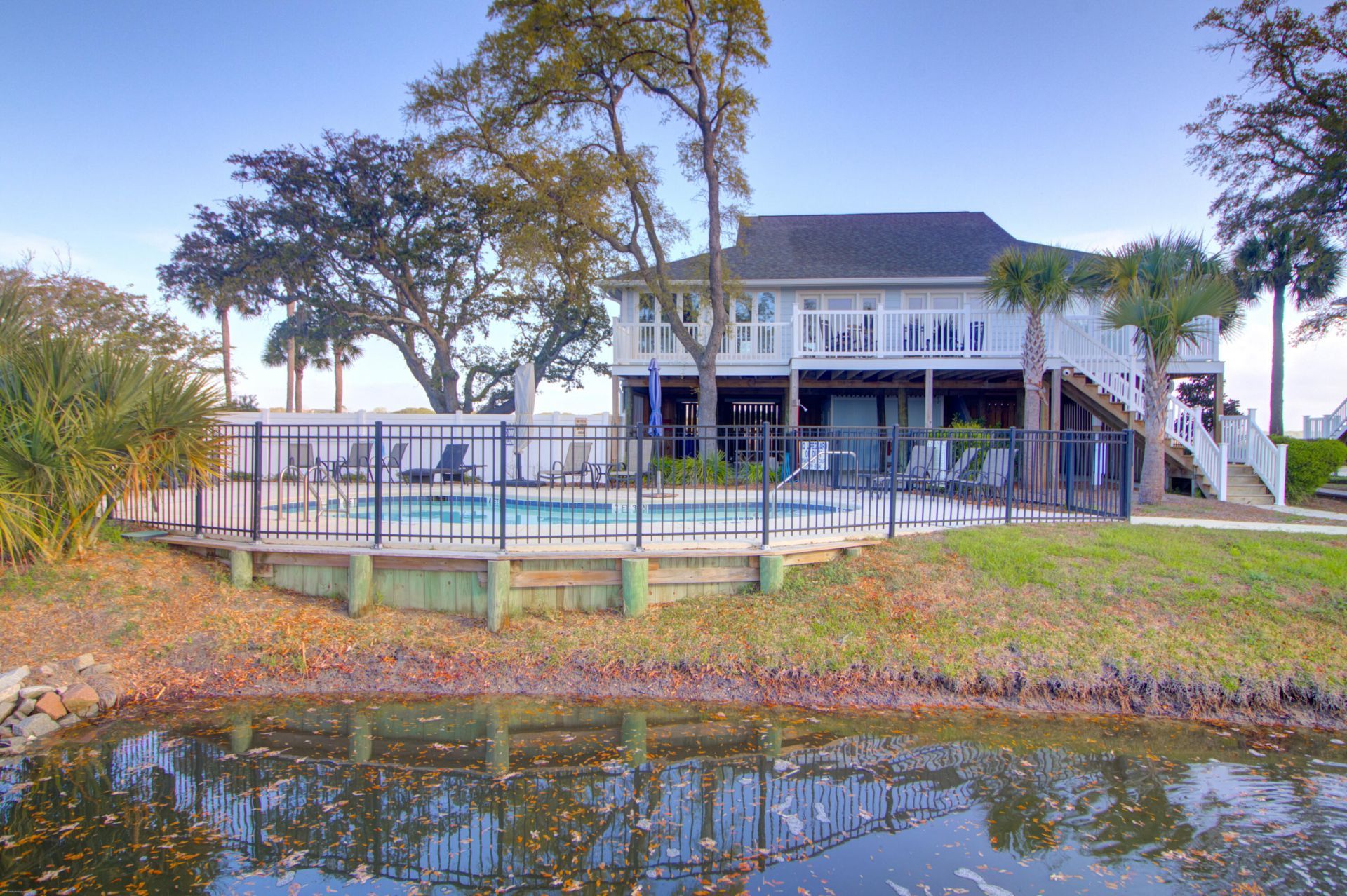 1611 Folly Creek Way Photo 6