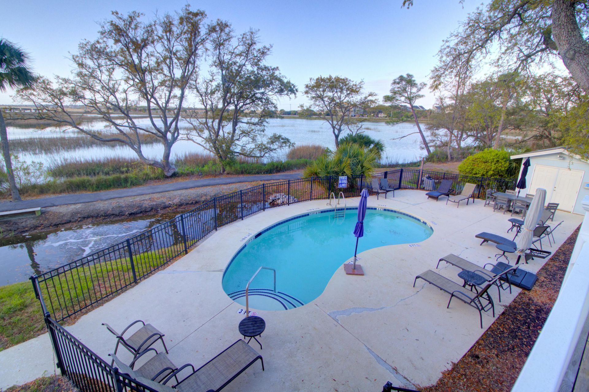 1611 Folly Creek Way Photo 7