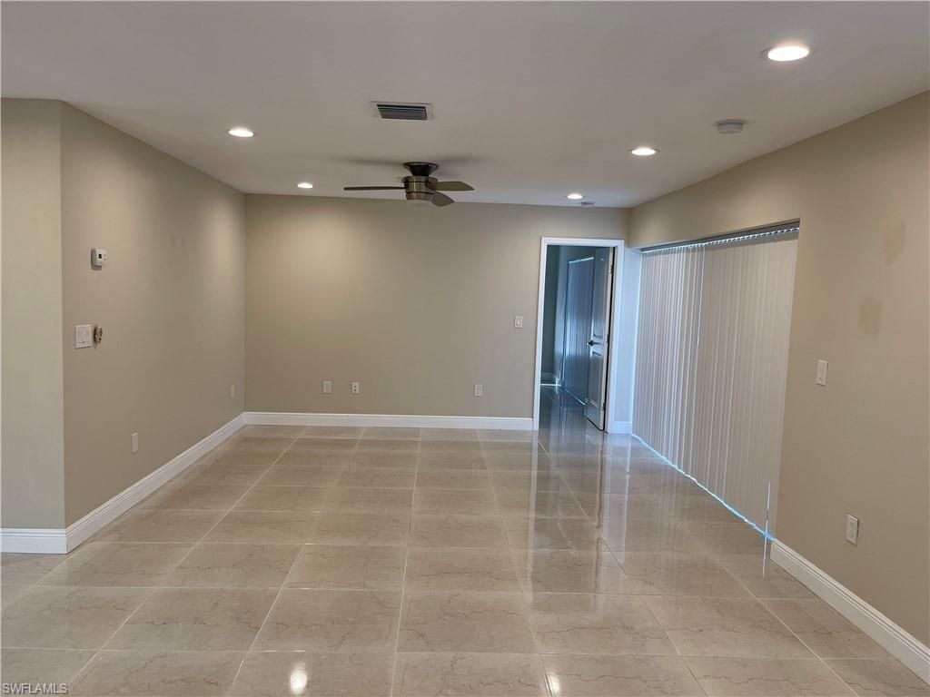 255 Pine Valley Cir, Naples, FL 34113 Photo