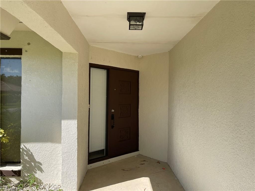255 Pine Valley Cir, Naples, FL 34113 Photo