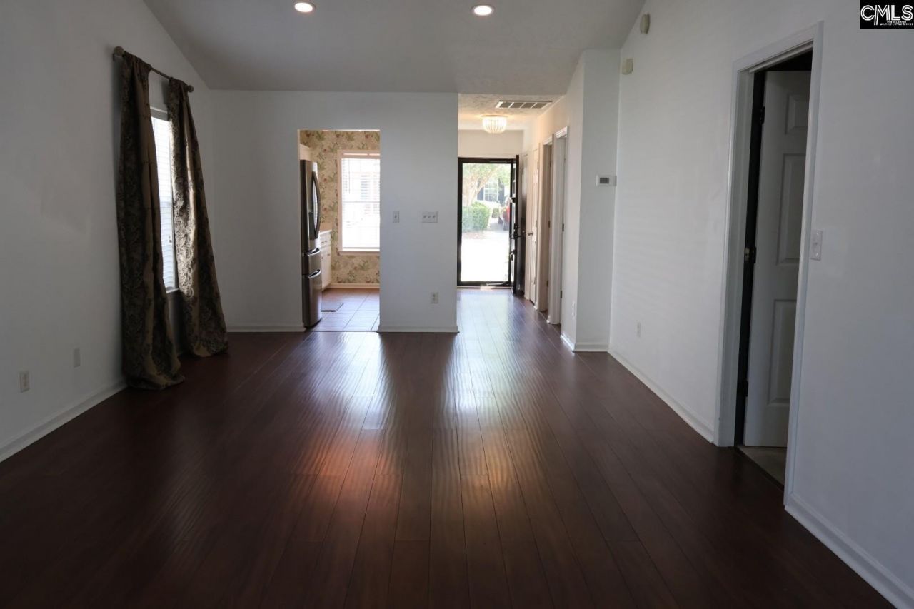 107 Waverly Drive  Photo 10