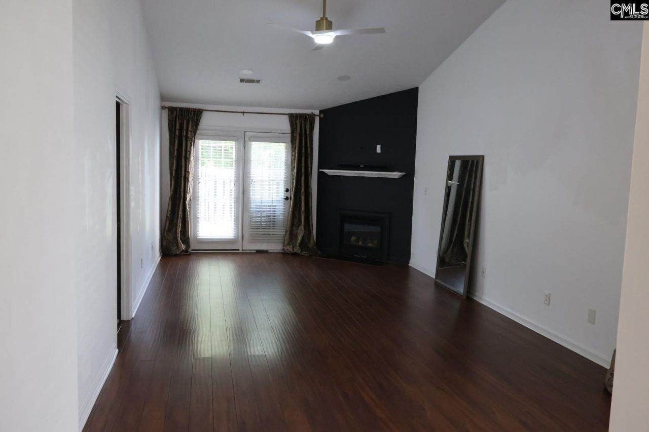 107 Waverly Drive  Photo 11