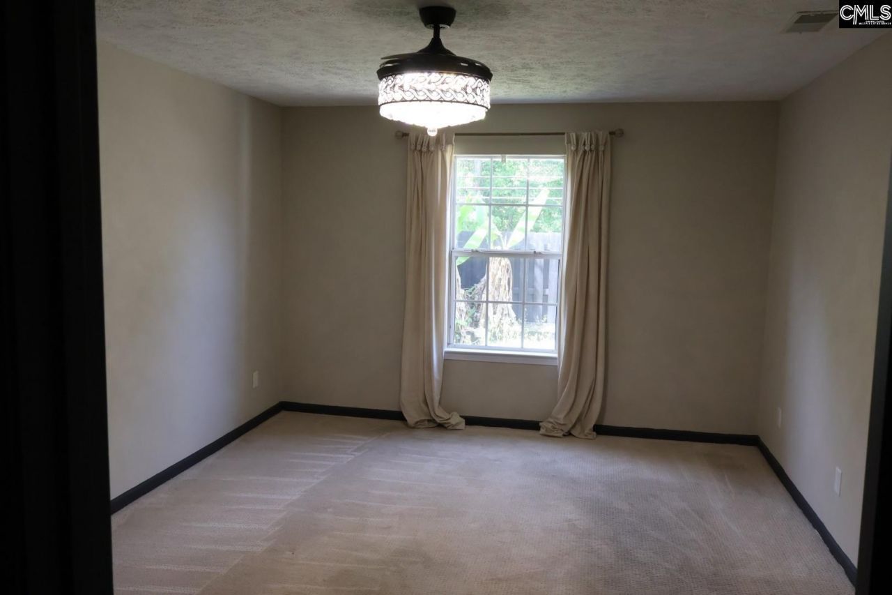 107 Waverly Drive  Photo 14