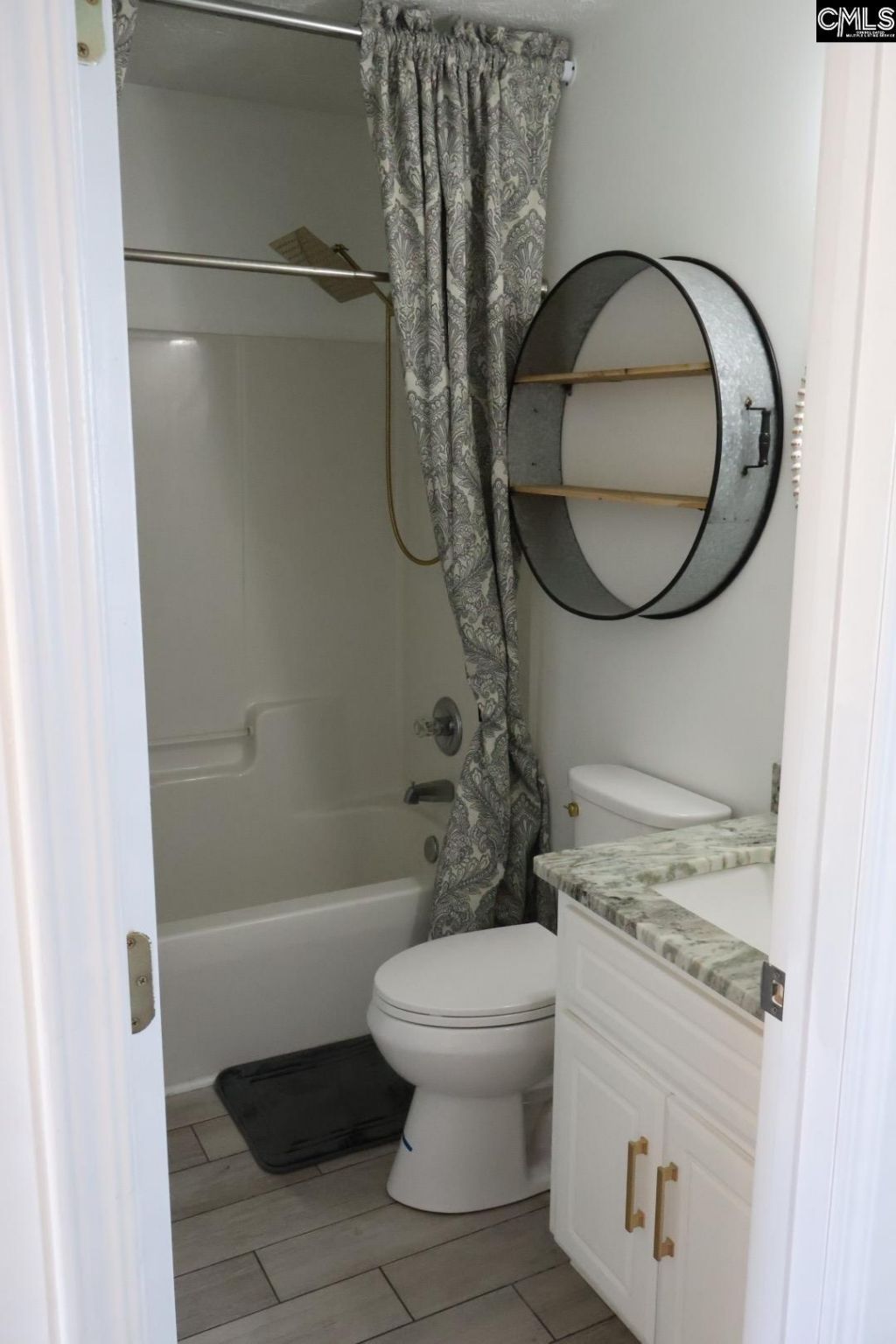 107 Waverly Drive  Photo 23