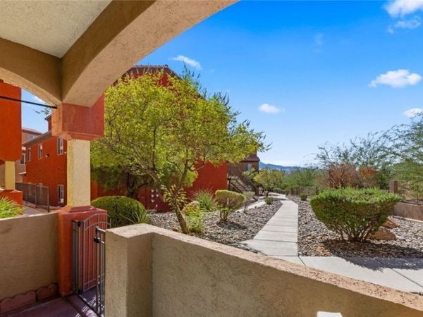 890 Kitty Hawk Drive, Unit 2711, Mesquite, NV 89027