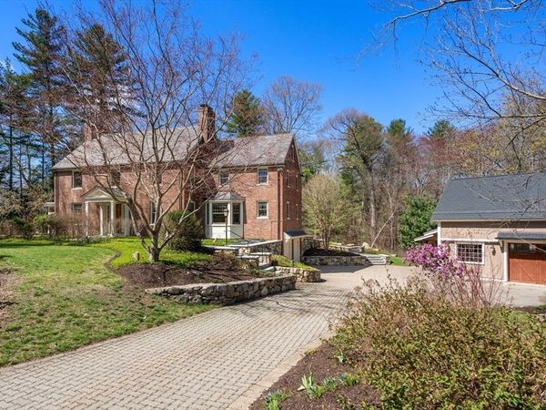 123 Lincoln Road, Lincoln, MA 01773