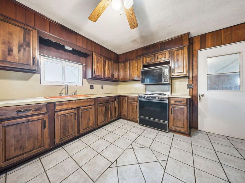 5123 State Route 13 SE, Corning, OH 43730 Photo 11