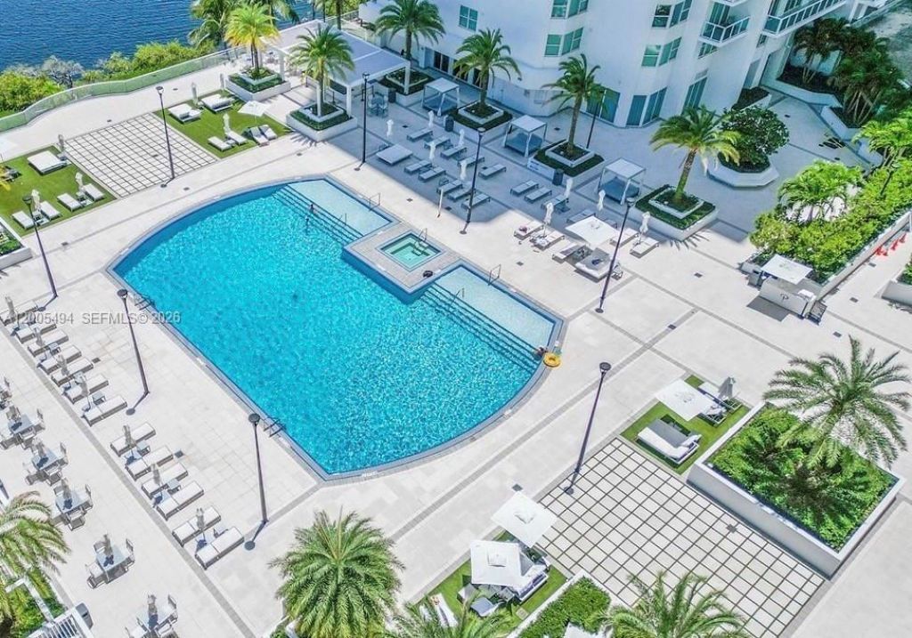 3201 NE 183rd St, Unit 2202, Aventura, FL 33160 Photo