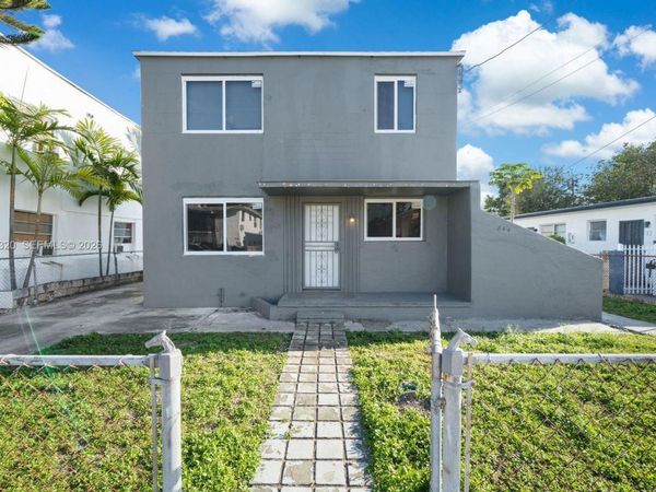 842 SW 3rd St , Miami, FL 33130