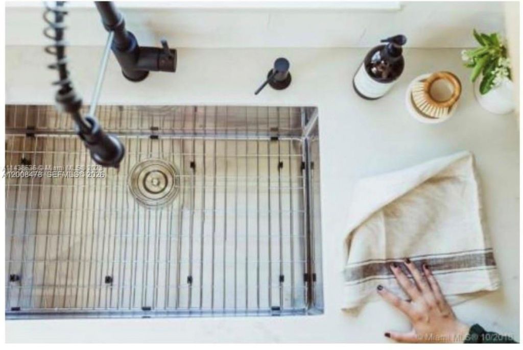 9400 SW 103rd Ave , Miami, FL 33176 Photo