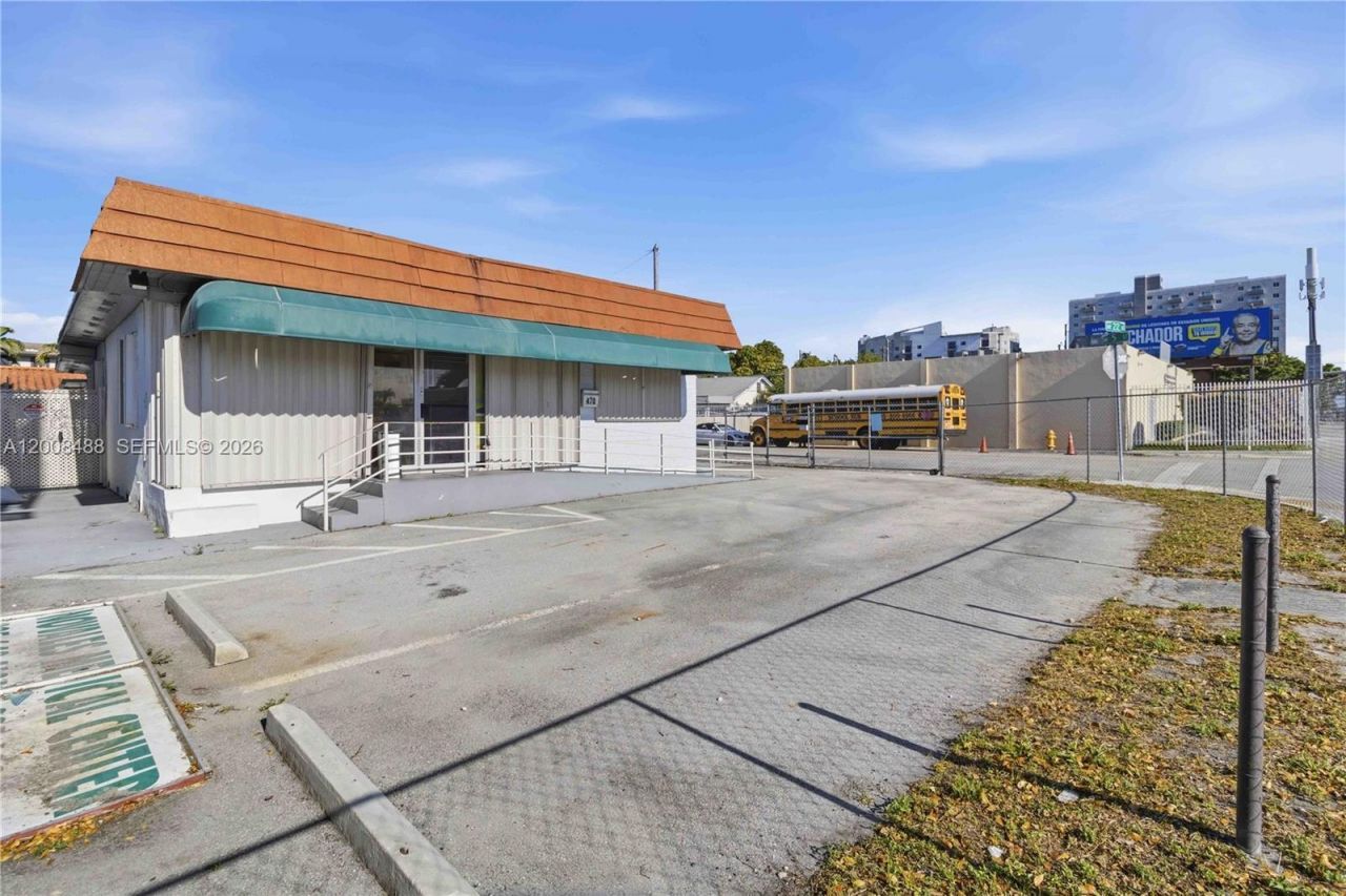 470 NW 22nd Ave , Miami, FL 33125 Photo