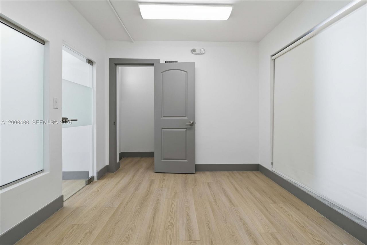 470 NW 22nd Ave , Miami, FL 33125 Photo