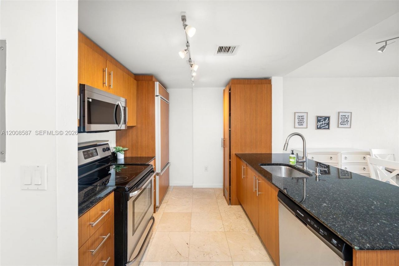 10275 Collins Ave, Unit 327, Bal Harbour, FL 33154 Photo