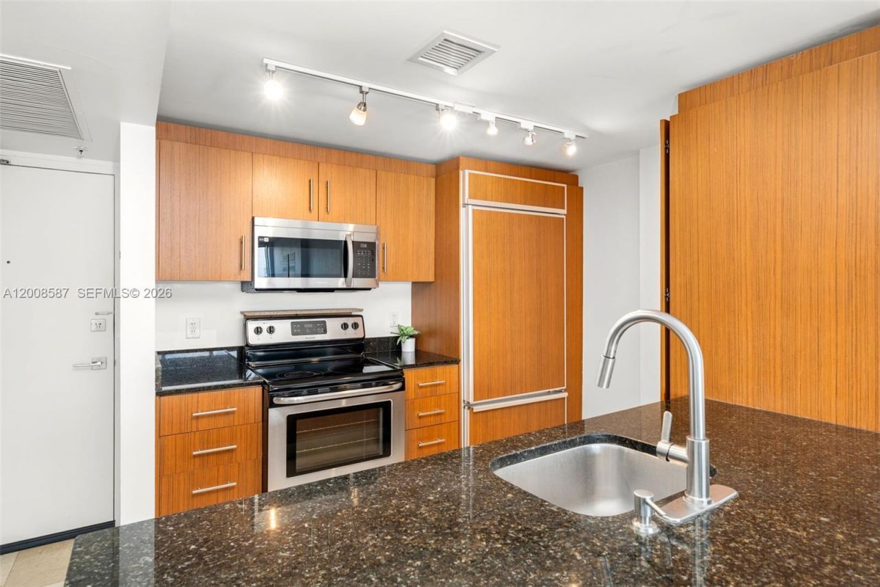 10275 Collins Ave, Unit 327, Bal Harbour, FL 33154 Photo
