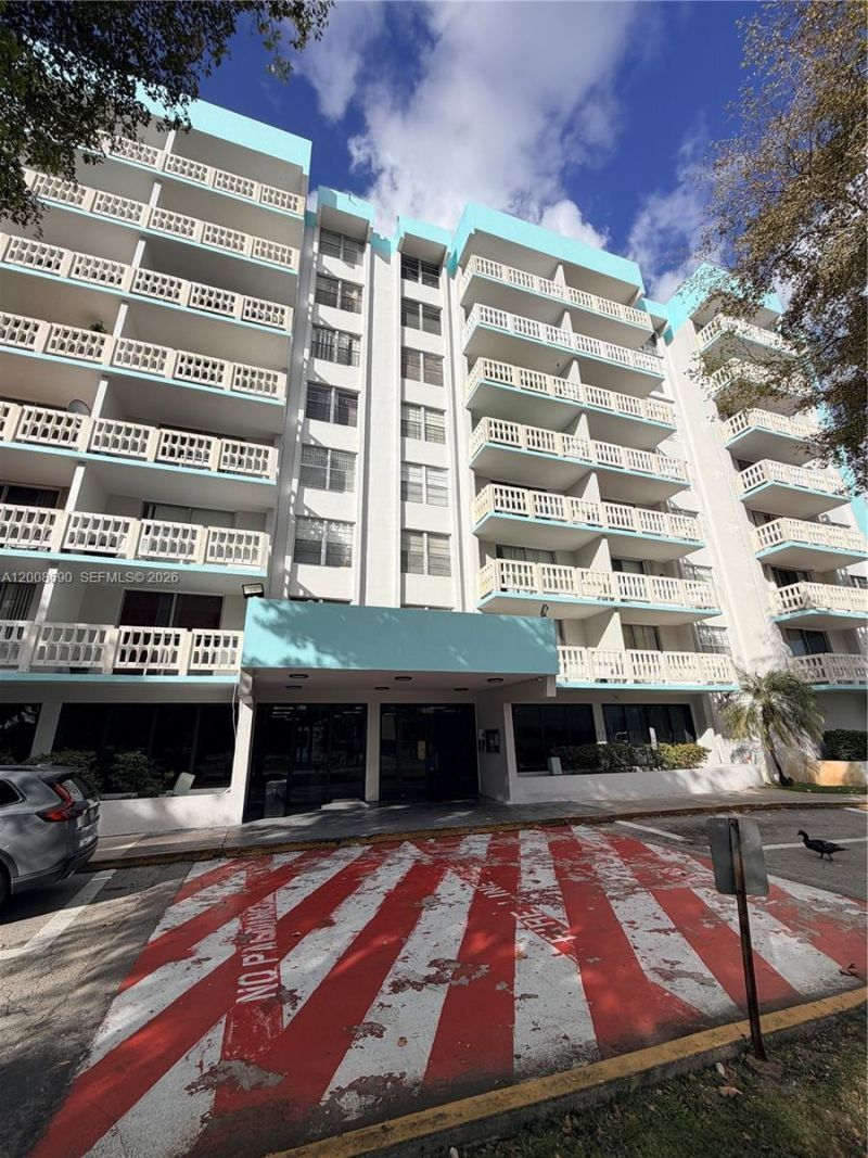 15600 NW 7th Ave , Unit 618, Miami, FL 33169 Photo