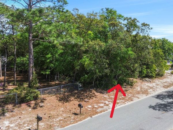 48 NE 1st Street , Oak Island, NC 28465