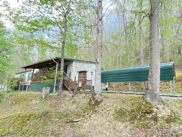 14766 Elk River Road, Duck, WV 25063