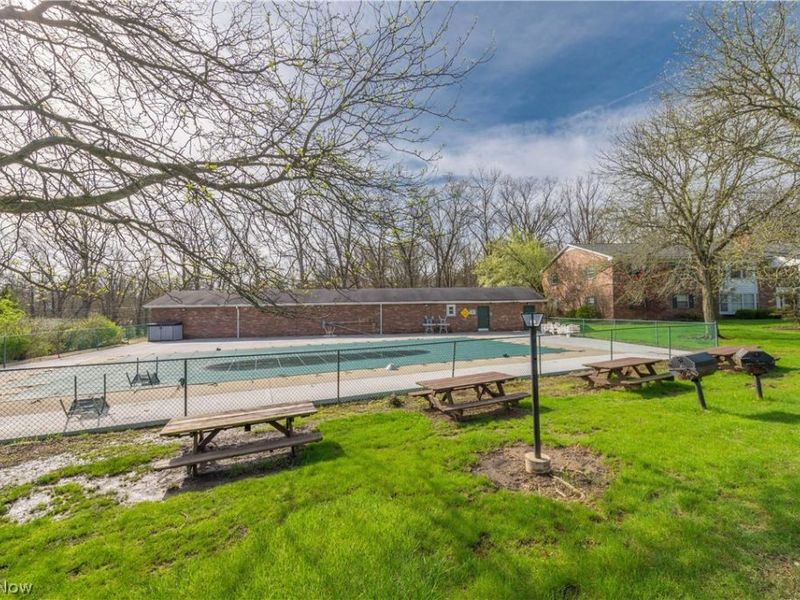 7005 Carriage Hill Drive, Unit 102, Brecksville, OH 44141 Photo 42