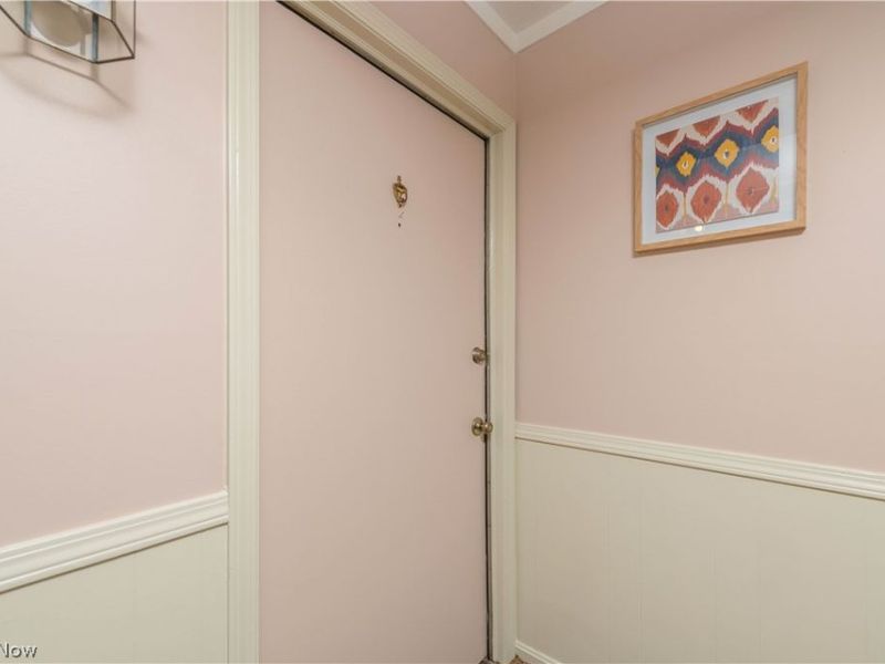 7005 Carriage Hill Drive, Unit 102, Brecksville, OH 44141 Photo 7