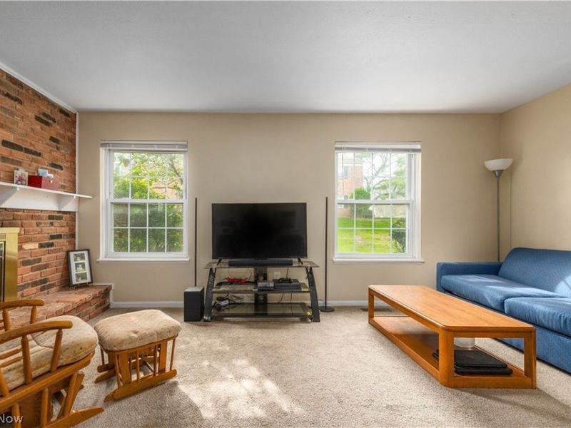 7005 Carriage Hill Drive, Unit 104, Brecksville, OH 44141 Photo 10