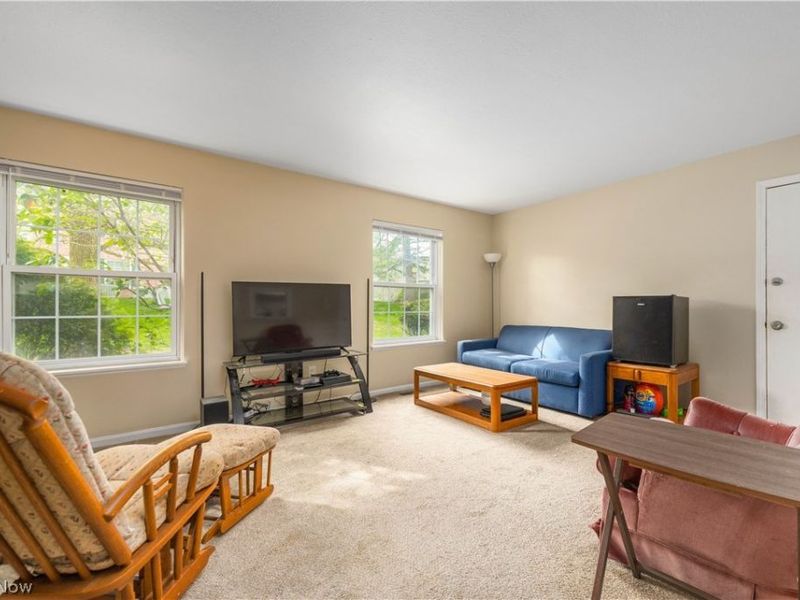 7005 Carriage Hill Drive, Unit 104, Brecksville, OH 44141 Photo 12
