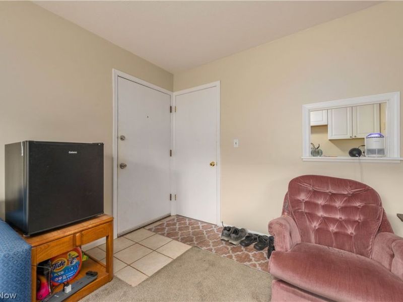 7005 Carriage Hill Drive, Unit 104, Brecksville, OH 44141 Photo 13