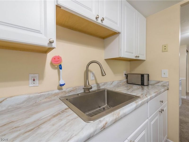 7005 Carriage Hill Drive, Unit 104, Brecksville, OH 44141 Photo 21