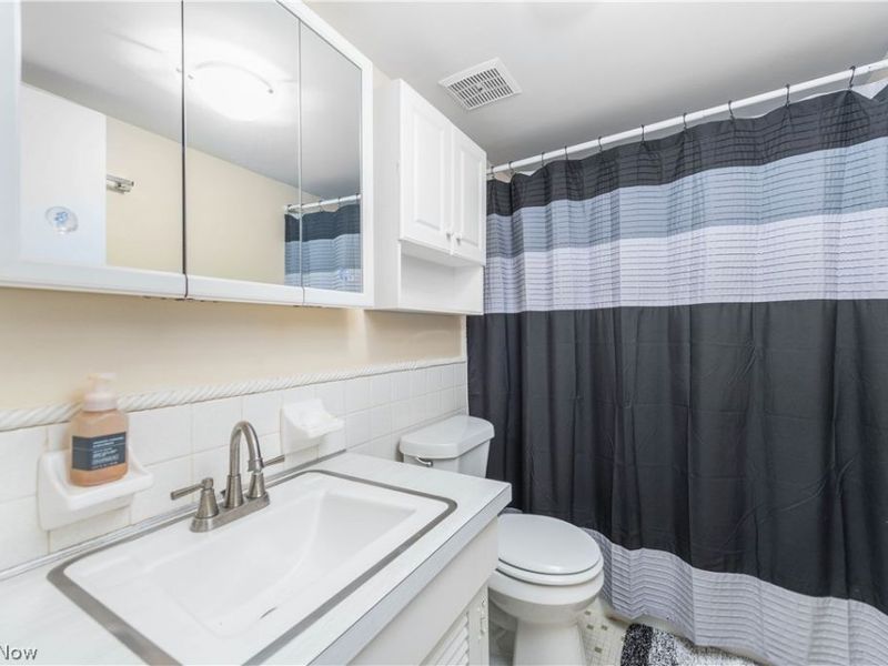 7005 Carriage Hill Drive, Unit 104, Brecksville, OH 44141 Photo 29