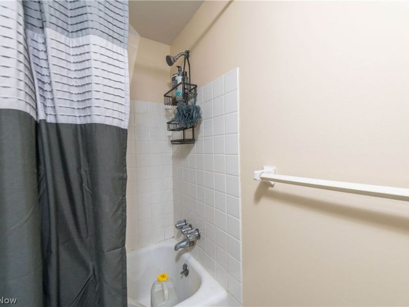 7005 Carriage Hill Drive, Unit 104, Brecksville, OH 44141 Photo 30