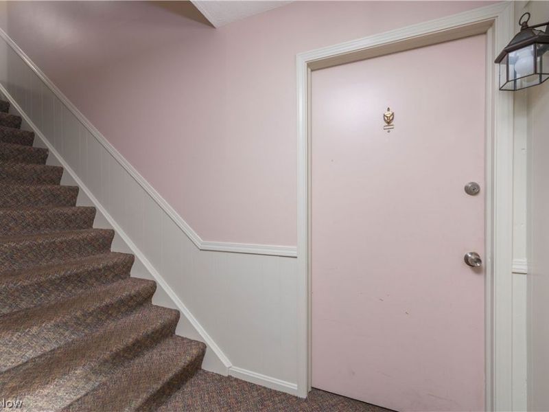 7005 Carriage Hill Drive, Unit 104, Brecksville, OH 44141 Photo 8