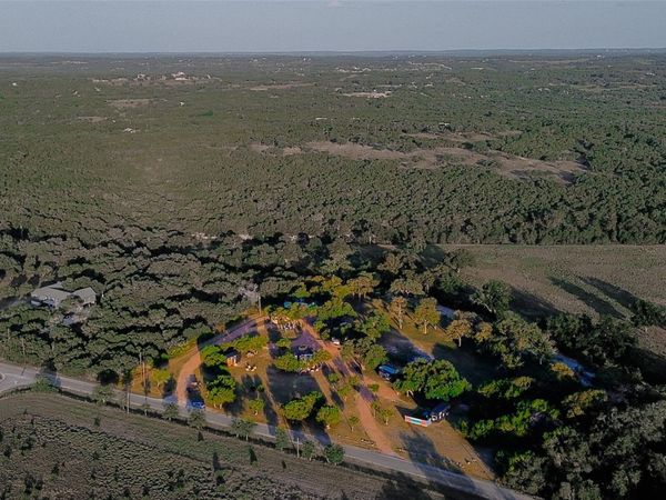 1156 Narrows RD, Blanco, TX 78606