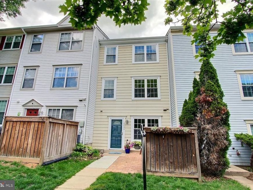 19046 Highstream Drive, Unit 800, Germantown, MD 20874 Main Photo