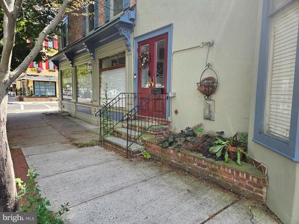 67 FERRY STREET, LAMBERTVILLE, NJ 08530