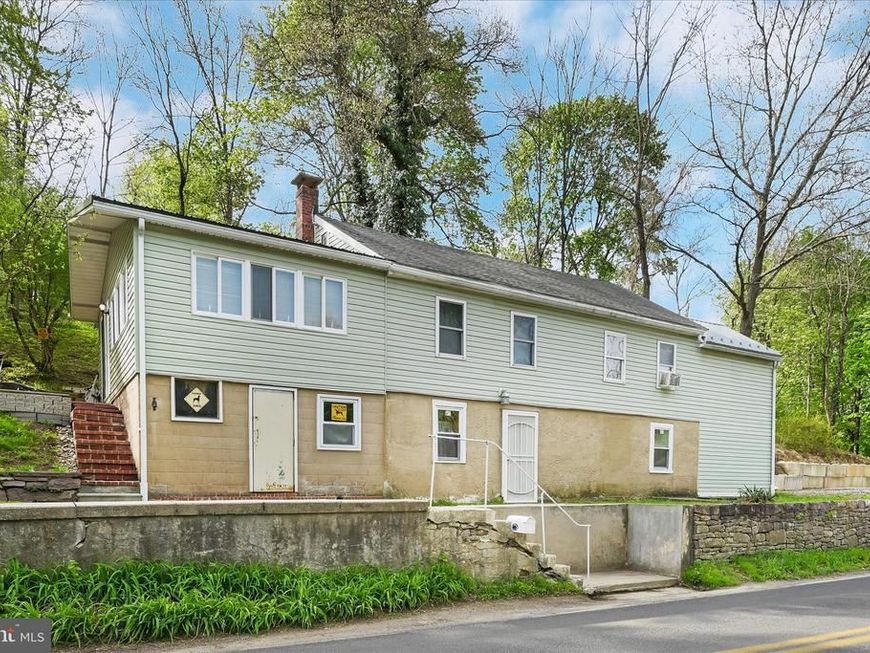 177 W 2nd Mountain Road, Pottsville, PA 17901 Main Photo