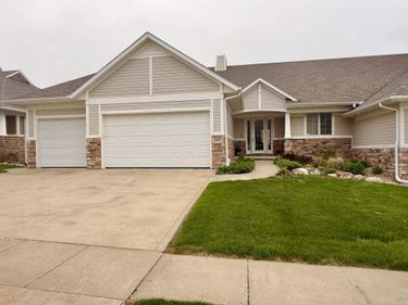 2614 CASTLES GATE DRIVE, Sioux City, IA 51106