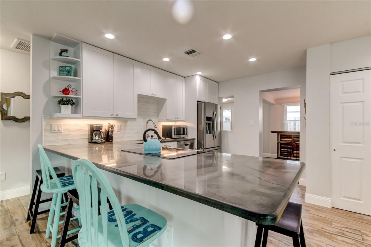 1907 2nd Street , Indian Rocks Beach, FL 33785 Photo