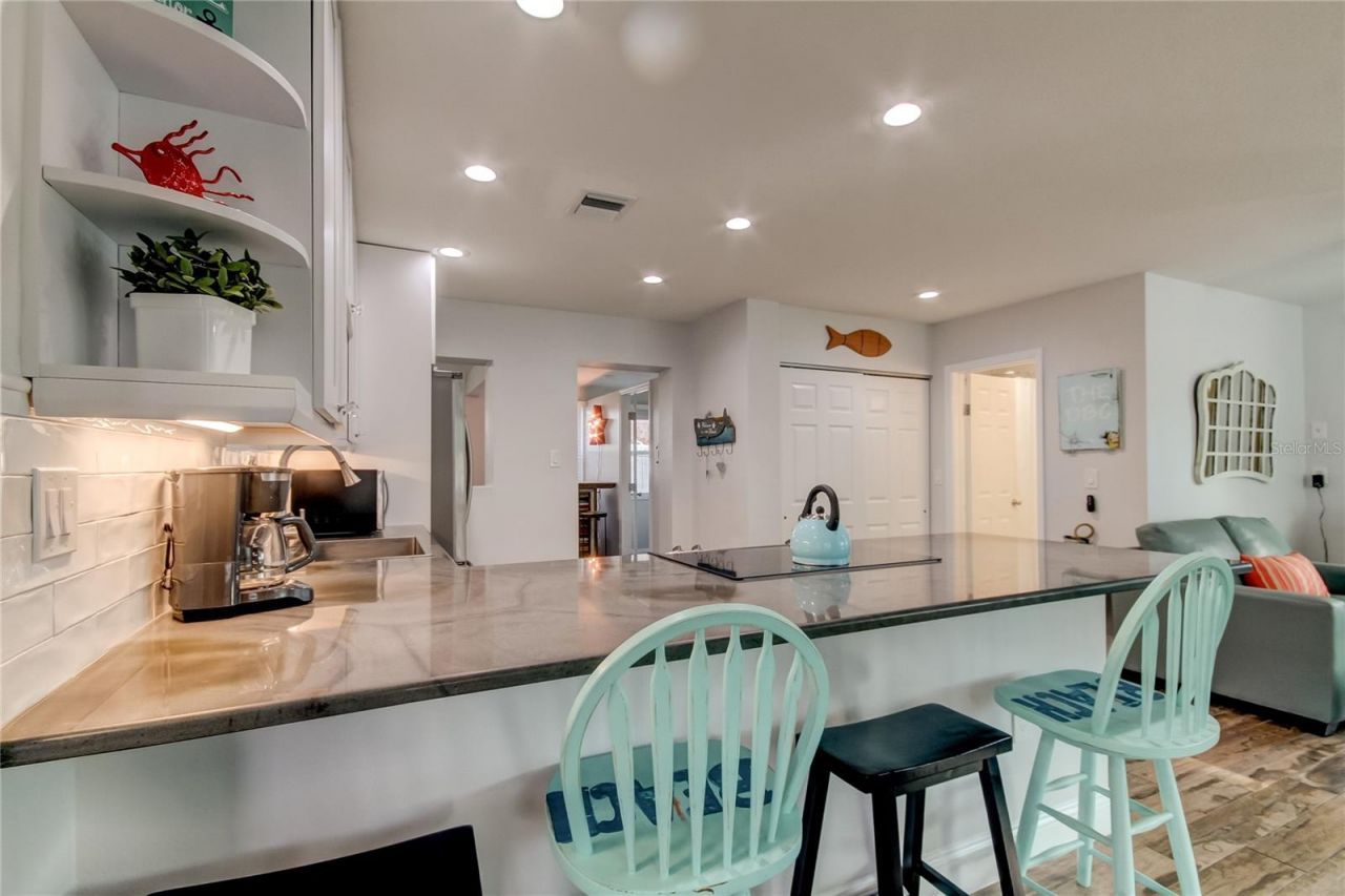 1907 2nd Street , Indian Rocks Beach, FL 33785 Photo